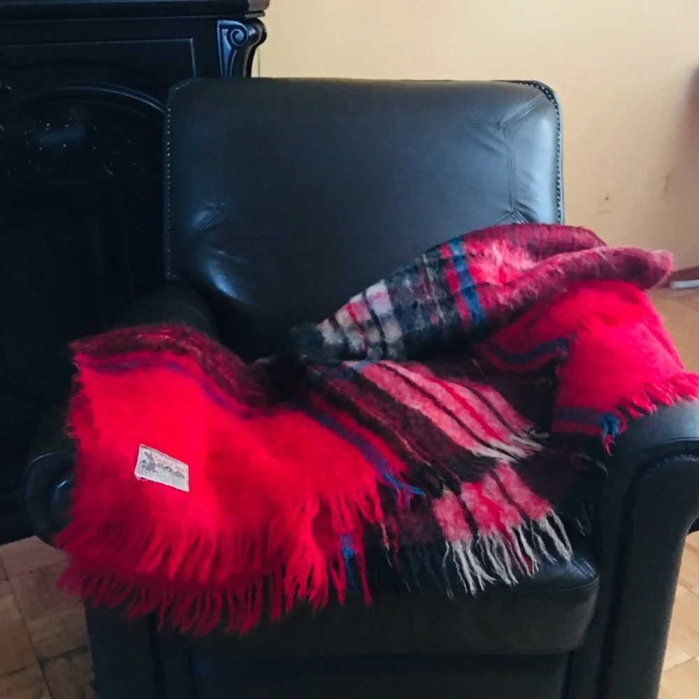 Vintage Glen Cree Scottish Mohair Blanket Red Green Tartan Plaid Throw 52”x78”